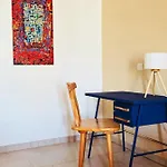 Larroque Hotel
