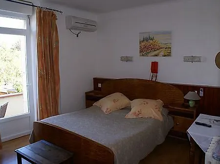 Résidence Larroque 2*