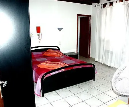 Hotel Larroque Caussade